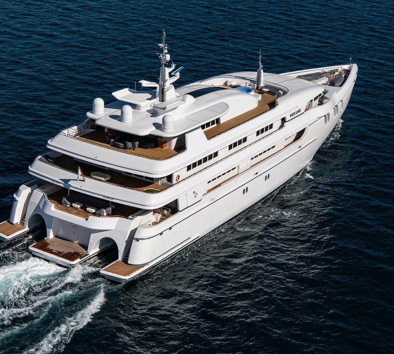 Yacht WHITE RABBIT, Echo Yachts | CHARTERWORLD Luxury Superyacht Charters